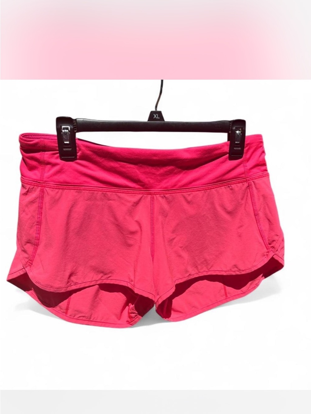 Lululemon pink speed up shorts 2.5 size 8